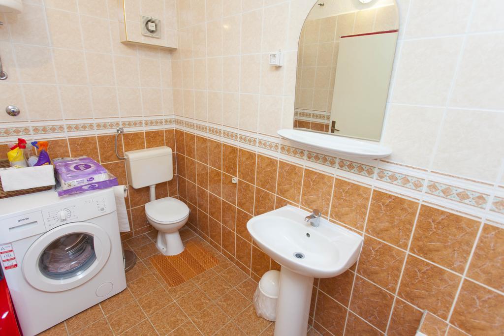 Carolija Apartment Makarska Quarto foto