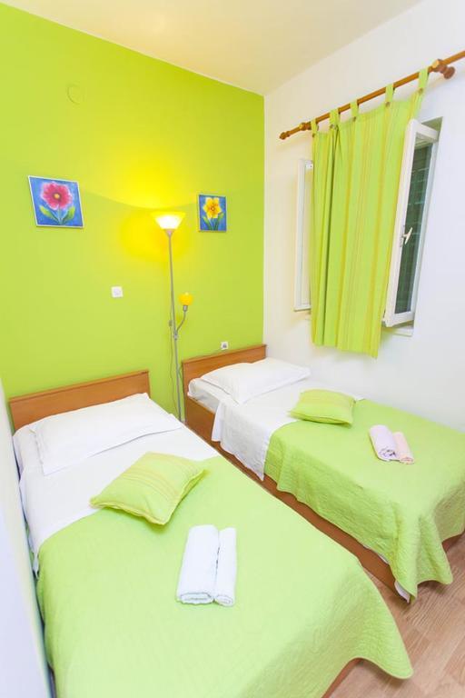 Carolija Apartment Makarska Exterior foto