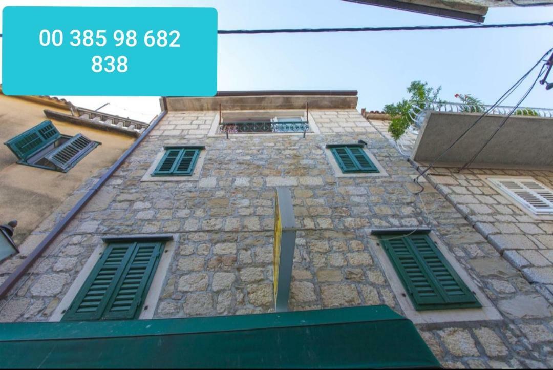 Carolija Apartment Makarska Exterior foto